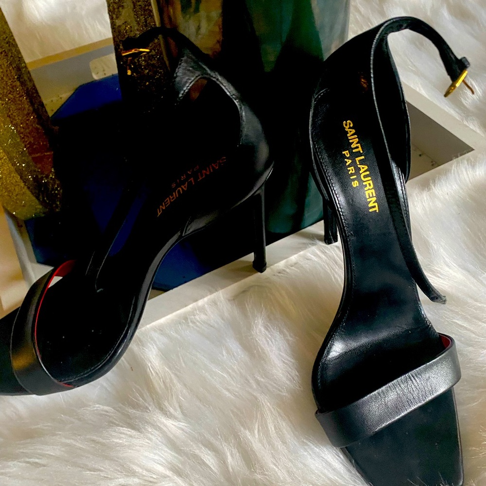 YSL Black Leather Pumps.